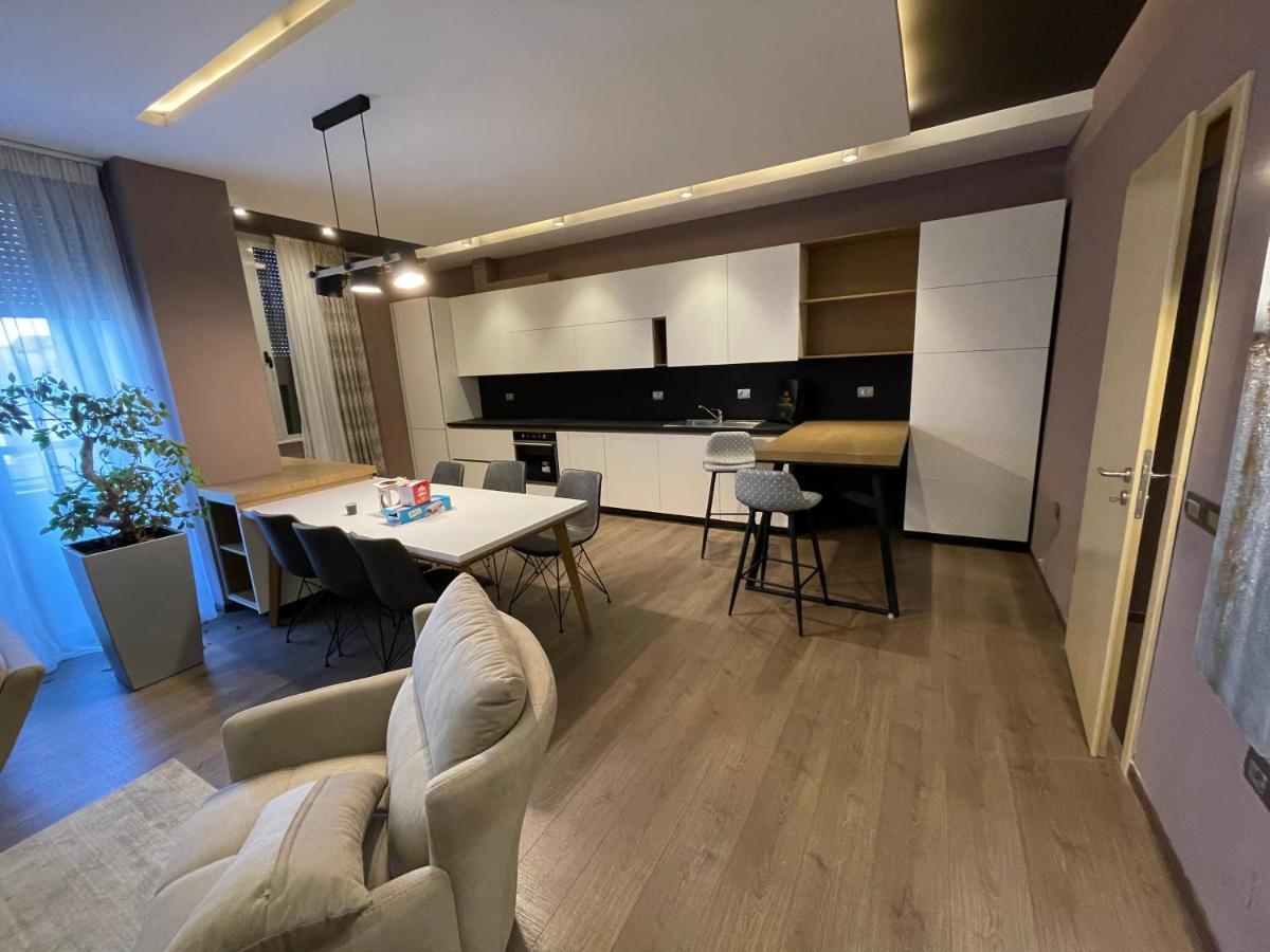 Mak Apartments Tiranë Luaran gambar